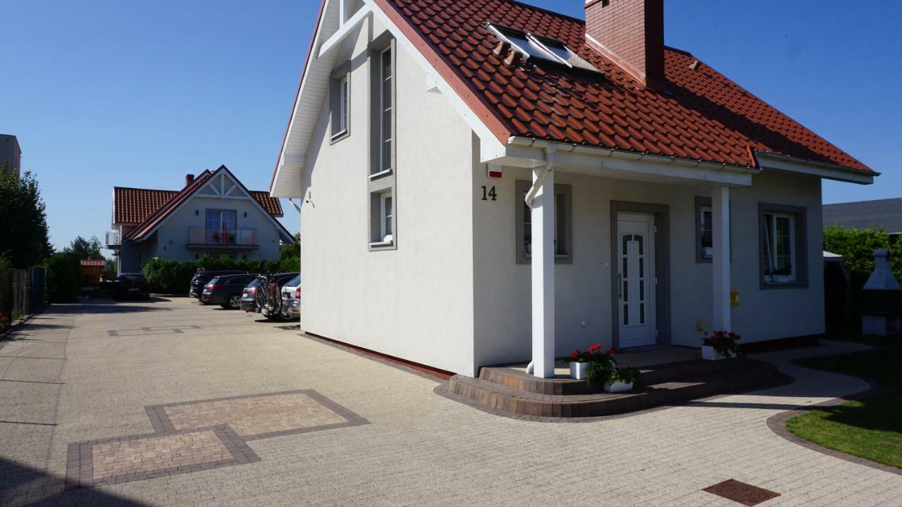 Dom Przy Basenie Puck Exterior foto